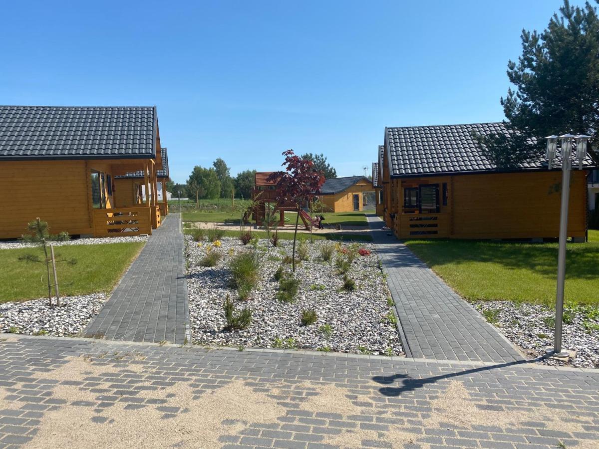Osrodek Wczasowy Kuba Hotel Jaroslawiec Ngoại thất bức ảnh