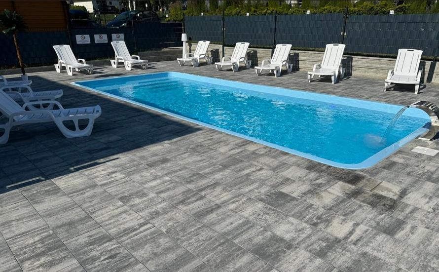 Osrodek Wczasowy Kuba Hotel Jaroslawiec Ngoại thất bức ảnh